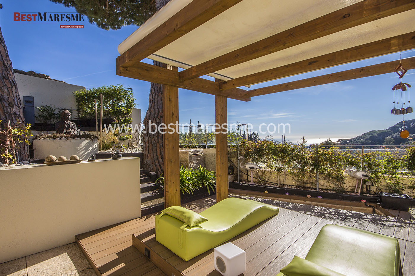 Teak wood in porches