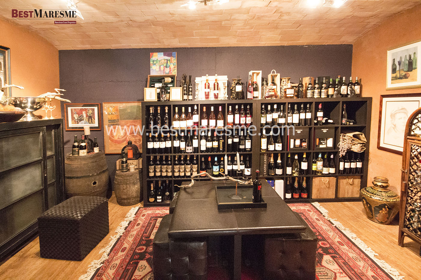 House in Alella with cellar