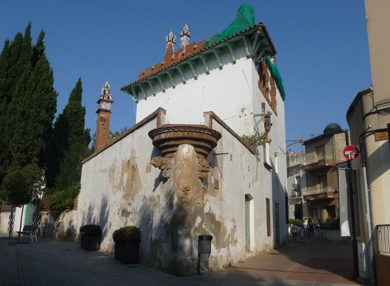 Argentona. Casa Puig i Cadafalch, a la plaça de Vendre Argentona. Casa Puig i Cadafalch, a la plaça de Vendre