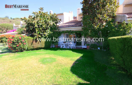 Jolie maison jumelée a Teià, zone communautaire avec grande piscine, au Maresme, côte de Barcelone