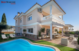Amplia y luminosa vivienda en zona residencial
