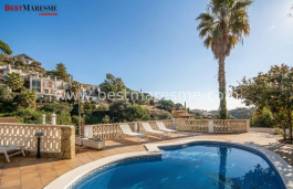 Espaciosa vivienda con jardín y tranquilidad en Mas Coll