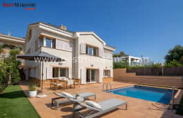 Casa de estilo clásico en venta con inmejorable situación en Vilassar de Dalt.