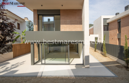 Obra nueva en el centro de Premià de Dalt