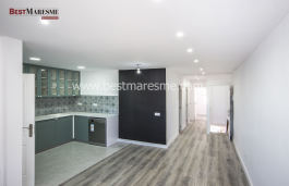 L'habitatge consta amb permisos per aixecar una planta més des de la terrassa