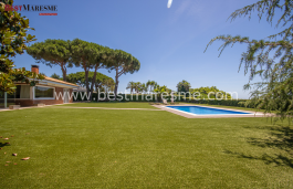 Wonderful property in Supermaresme, with sea views
