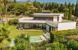 Residencia única para quienes buscan excelencia, privacidad y distinción en cada detalle. Cabrera de Mar