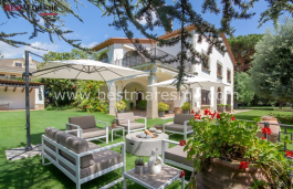 En venta Masía histórica, céntrica y con una distribución magnífica. Sant Andreu de Llavaneres