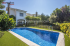 Beautiful detached house in a privileged area in Vilassar de Dalt. The house is surrounded by a fantastic garden with swimming pool